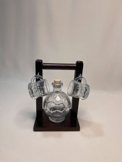 Minibar cu sticlă minge și 2 ceșcuțe